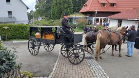 Trauerwagen Trauerwagen