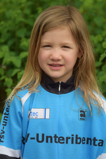 Nora Kern  Schülerinnen U9